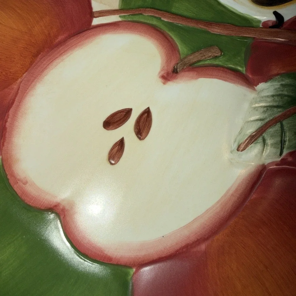 Vintage Sakura David Carter Brown Apple Orchard 9.5